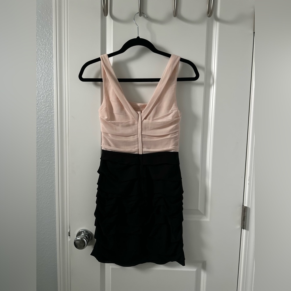 Express dress - Picture 2 of 2